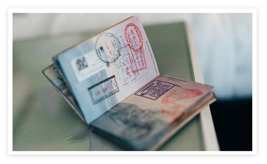 Pasaporte con sellos de diferentes países